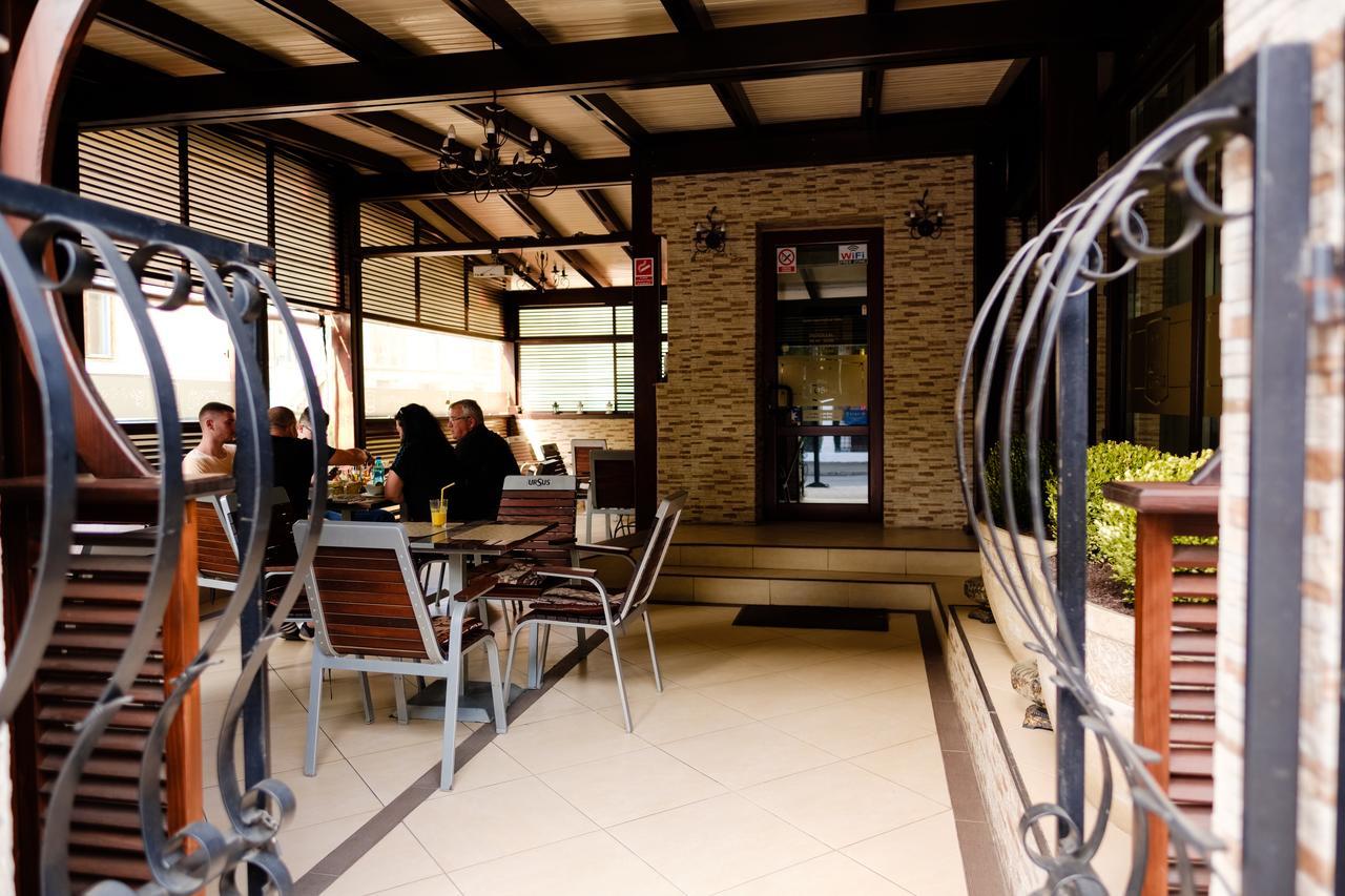 Pensiune Turistica Tosca Bacău Zewnętrze zdjęcie